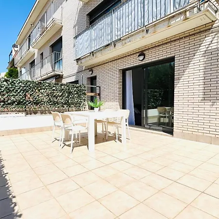 Bajos Con Jardín Apartamento
