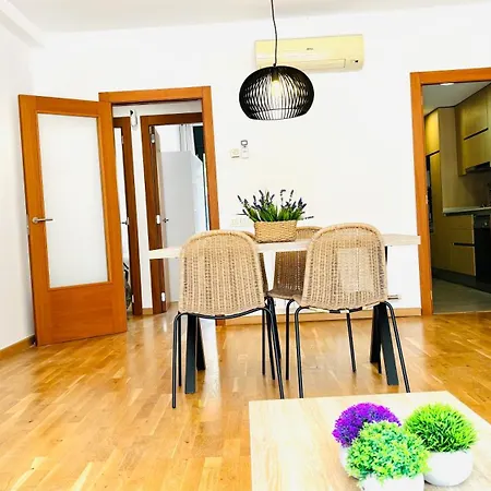 Bajos Con Jardin Apartment *